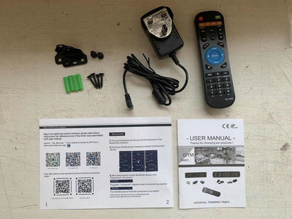 Gym Timer With or Without Tripod image with all accessories