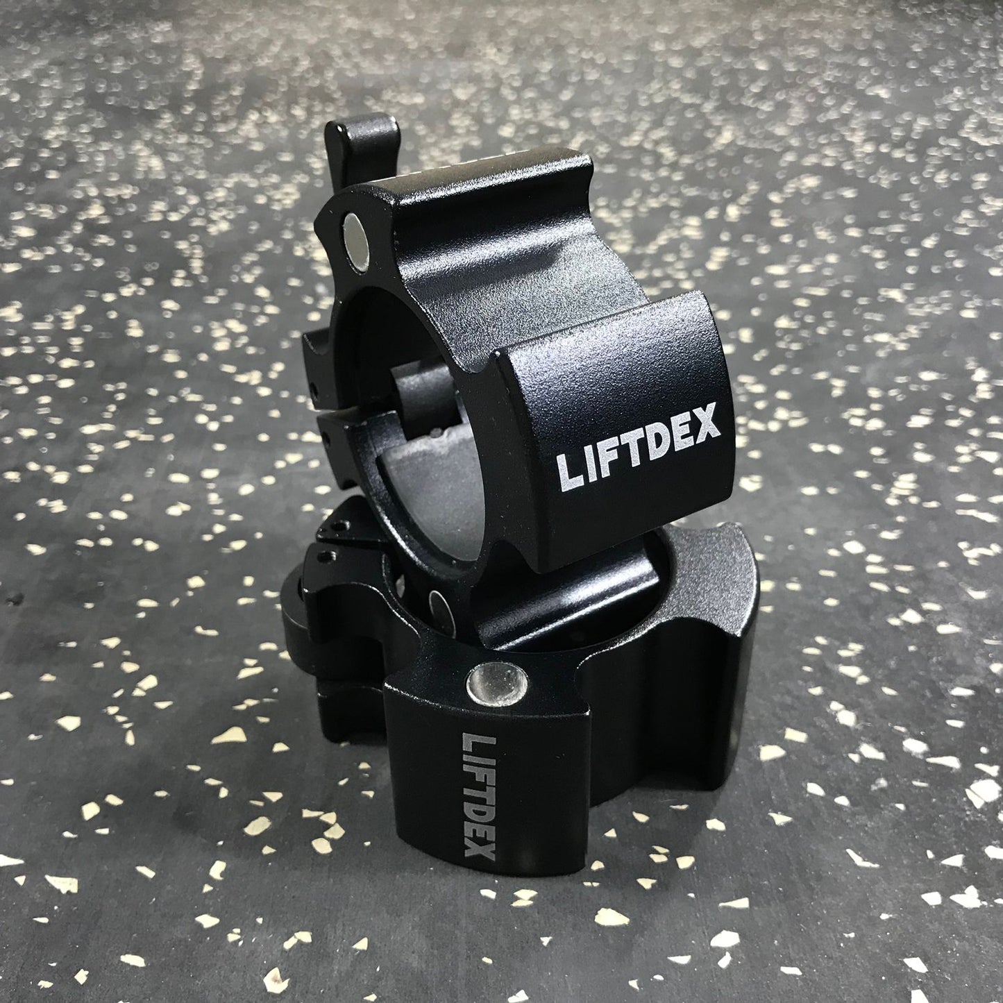 Magnetic Collars image 1